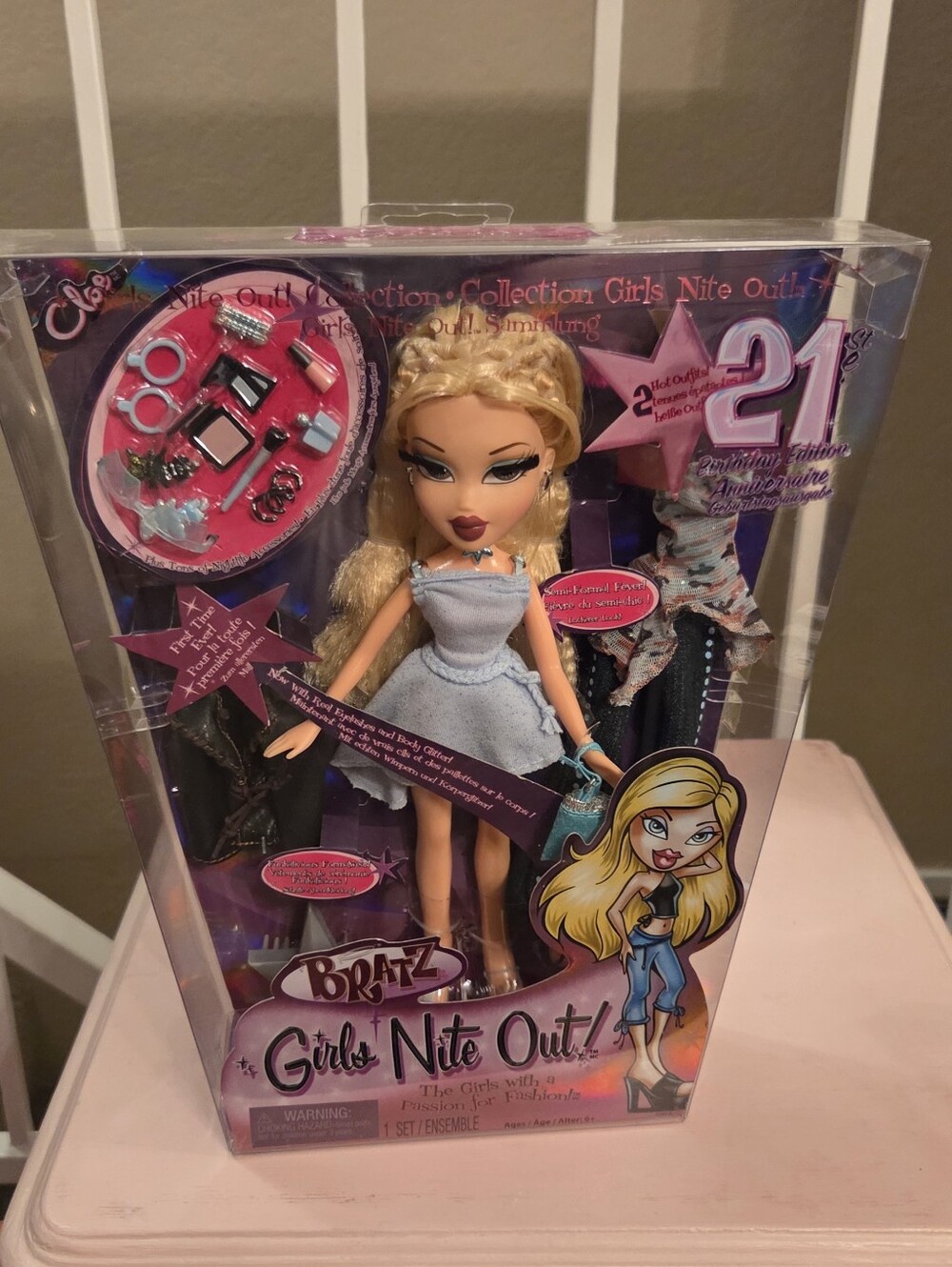 ♡ bratz cloe girls nite out 21st anniversary edition doll new in box ♡